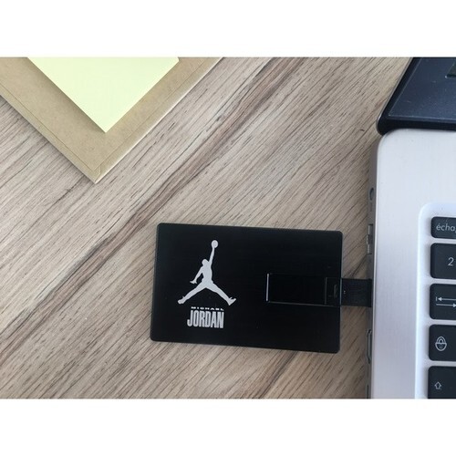 Carte USB Alu MILAN Noir 4 GO