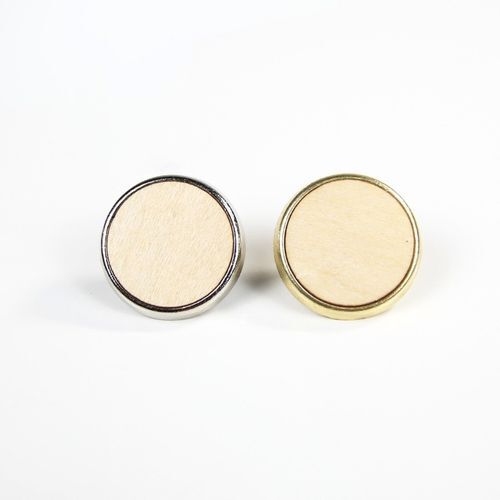 Pin's ROND Bois - France - Gris Argent