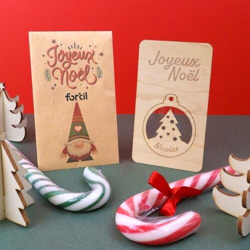 Carte bois boule de Noël détachable