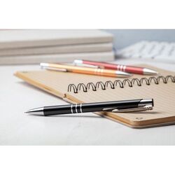 stylo à bille Channel