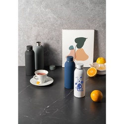 ODIN. Bouteille en acier inoxydable (36% recyclée) avec double parois 550 mL