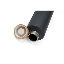 NORRE BOTTLE. Bouteille en acier inoxydable (36% recyclée) avec double paroi isolée sous vide 640 mL