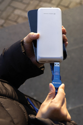 Câble Oakland 6-in-1 à charge 45W en plastique recyclé RCS