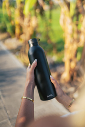 Bouteille isotherme 1L Avira Avior en acier recyclé RCS