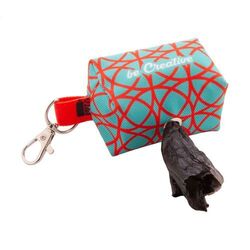 Distributeur sur mesure de sachets pour chiens RPET. Pavesave