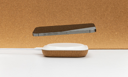 Chargeur 10W en plastique recyclé RCS et liège Oregon