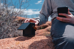 Enceinte 12W solaire en plastique recyclé RCS Skywave