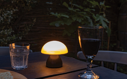 Lampe de table rechargeable par USB en plastique RCS Luming