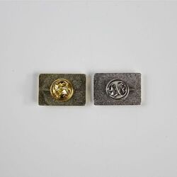 Pin's rectangulaire - France