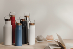 VINGA Bouteille isotherme 580 ml en acier RCS Ciro