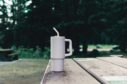 Mug 900ml en acier inoxydable recyclé Embrace RCS