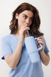 Mug 900ml en acier inoxydable recyclé Embrace RCS