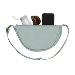 Sac banane en bandoulière en rPET AWARE™ Crescent