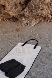 VINGA Tapis de plage en toile recyclée AWARE™ Volonne