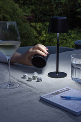 Lampe de table rechargeable par USB en plastique RCS Zenic