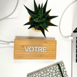 Batterie solaire bambou rétroéclairée - 10 000 mAh