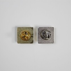 Pin's carré 18 mm - Or