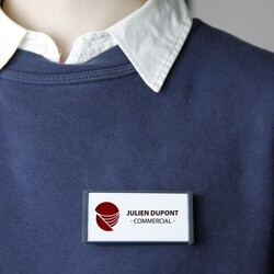 Badge nominatif magnétique - Europe 75 x 36 mm Argent Brillant