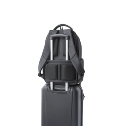 RE-BOSTON. Sac à dos pour ordinateur portable en nylon recyclé 2Tone résistant à l'eau avec compartiment 210D