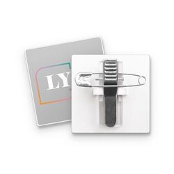 BADGE PLASTIQUE (PS) CARRE 36x36 mm AVEC PINCE EPINGLE