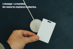 Carte de géolocalisation rechargeable en ABS RCS Findit