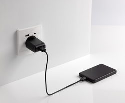 Powerbank 5000mAh et 5W en aluminium recyclé RCS Orion