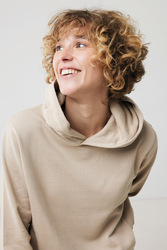 Sweat à capuche avec poches latérales IQONIQ Yengo