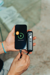 Chargeur hybride GaN 65W en PC RCS Urban Vitamin Eureka