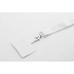 Tour de cour en RPET avec accroche mobile Revent Call