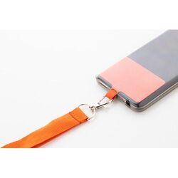 Tour de cour en RPET avec accroche mobile Revent Call