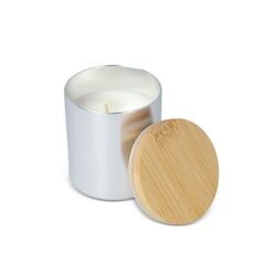 Bougie végétale parfumée Bhakti dans un pot en aluminium recyclé