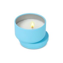 Bougie Asana non parfumée à base de plantes dans une boîte recyclée