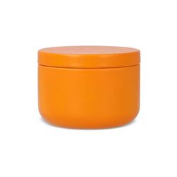 Bougie Asana non parfumée à base de plantes dans une boîte recyclée