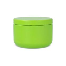 Bougie Asana non parfumée à base de plantes dans une boîte recyclée