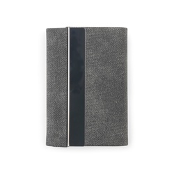 VAUGHN. Set composé d'un porte-cartes et d'un porte-clés, tous deux en métal et polyester recyclé (30% rPET)