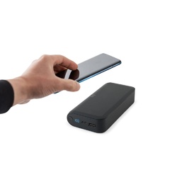 BECKER 20. Batterie nomade de 20 000 mAh en ABS recyclé (100 % rABS) avec chargeur sans fil ultrarapide de 15 W