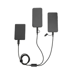 BERTOZZI. Câble USB ultra rapide 6 en 1 en aluminium recyclé (20 %) et PET recyclé (4 %)