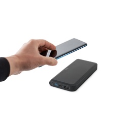 BECKER 10. Batterie nomade de 10 000 mAh en ABS recyclé (100 % rABS) avec chargeur sans fil ultrarapide de 15 W