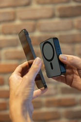 Powerbank magnétique 10.000mAh en plastique RCS Amporia