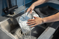 Sac à lunch pliable 30x20cm en rPET AWARE™ Snackstrap