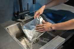 Sac à lunch pliable 30x20cm en rPET AWARE™ Snackstrap