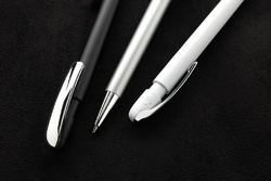 Stylo à clip métallique en ABS recyclé GRS Glide