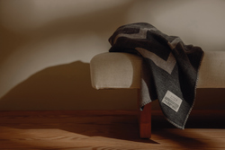 VINGA Couverture GRS Monogram