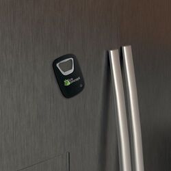 DÉCAPSULEUR EN MATIÈRE RECYCLÉE rPS AVEC UN AIMANT NÉODYME AU DOS