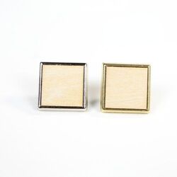 Pin's Carré Bois - France - Gris Argent