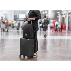 UDINE. Sac avec un compartiment à ouverture complète en polyester recyclé haute densité 300D 16 pouces