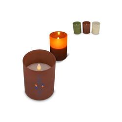 Bougie rechargeable à l'huile de cire et LED Nyelle dans un verre