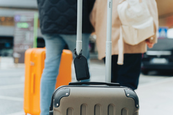 Étiquette à bagages avec géolocalisation Globefind Dual RCS