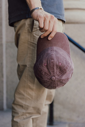 Casquette à 6 panneaux en coton sergé délavée BEAU AWARE™