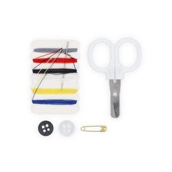 Trousse de couture et de pansements de voyage dans une boîte en PP
